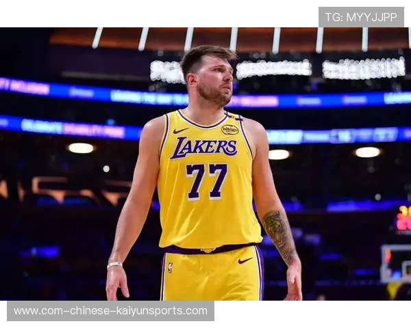 东契奇刷新纪录成为NBA历史最年轻的万分先生展现惊人天赋与持久统治力 东契奇刷新纪录成为NBA历史最年轻的万分先生展现惊人天赋与持久统治力