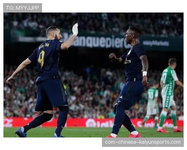 富勒姆定位球战术高效执行 希门尼斯点球梅开二度锁定胜局